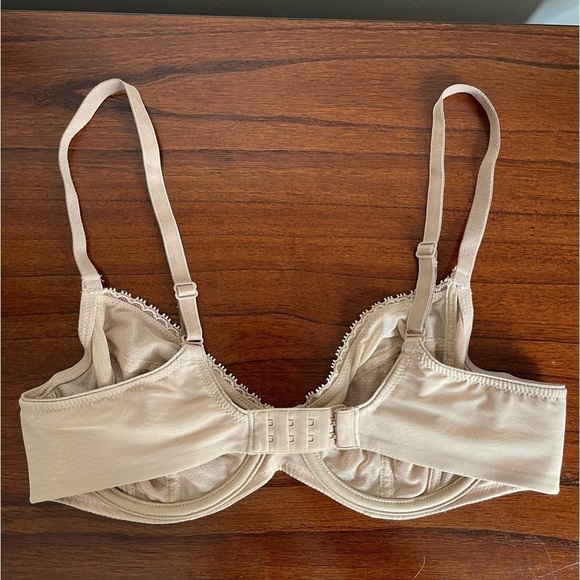 Chantelle Parisian Plunge Underwire Bra, Nubuck, 32D - Picture 4 of 6